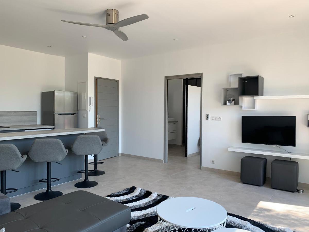 La Balma - 4 Appartements Avec Jardin En Maison Passive De Plain Pied A Frejus-Saint-Raphael エクステリア 写真