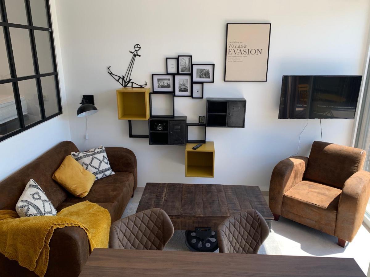 La Balma - 4 Appartements Avec Jardin En Maison Passive De Plain Pied A Frejus-Saint-Raphael エクステリア 写真