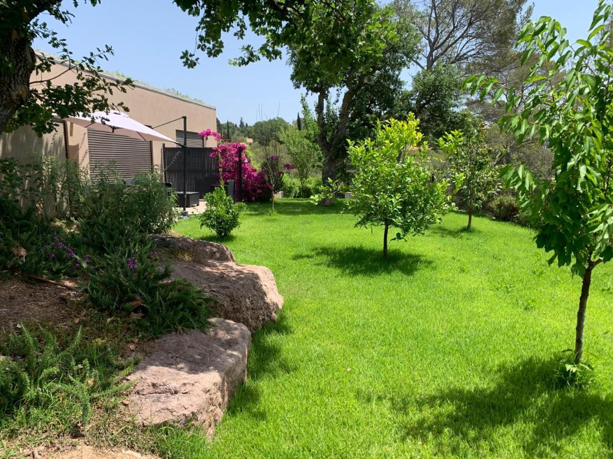 La Balma - 4 Appartements Avec Jardin En Maison Passive De Plain Pied A Frejus-Saint-Raphael エクステリア 写真