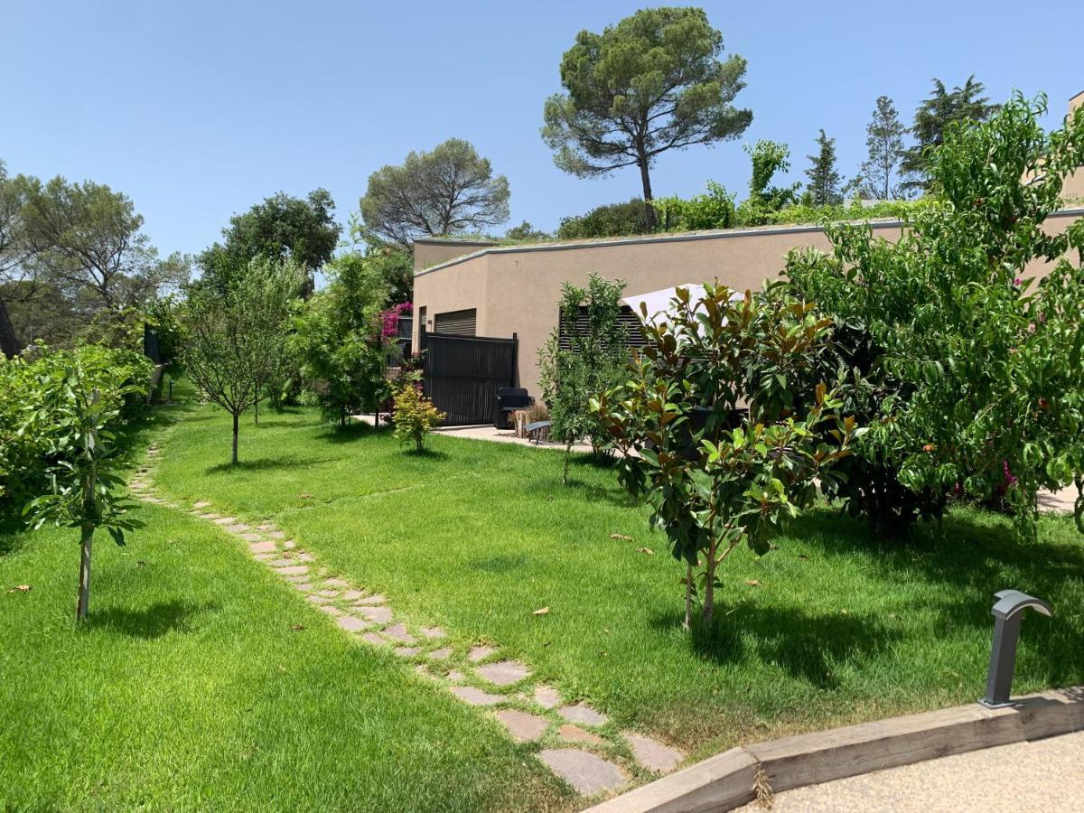La Balma - 4 Appartements Avec Jardin En Maison Passive De Plain Pied A Frejus-Saint-Raphael エクステリア 写真