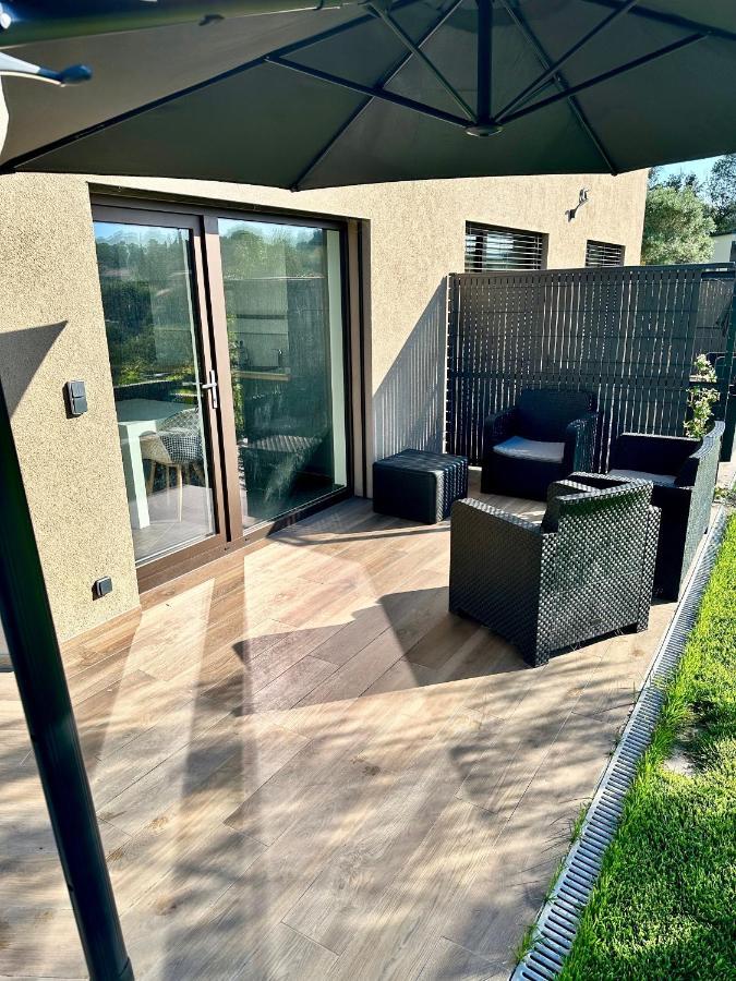 La Balma - 4 Appartements Avec Jardin En Maison Passive De Plain Pied A Frejus-Saint-Raphael エクステリア 写真