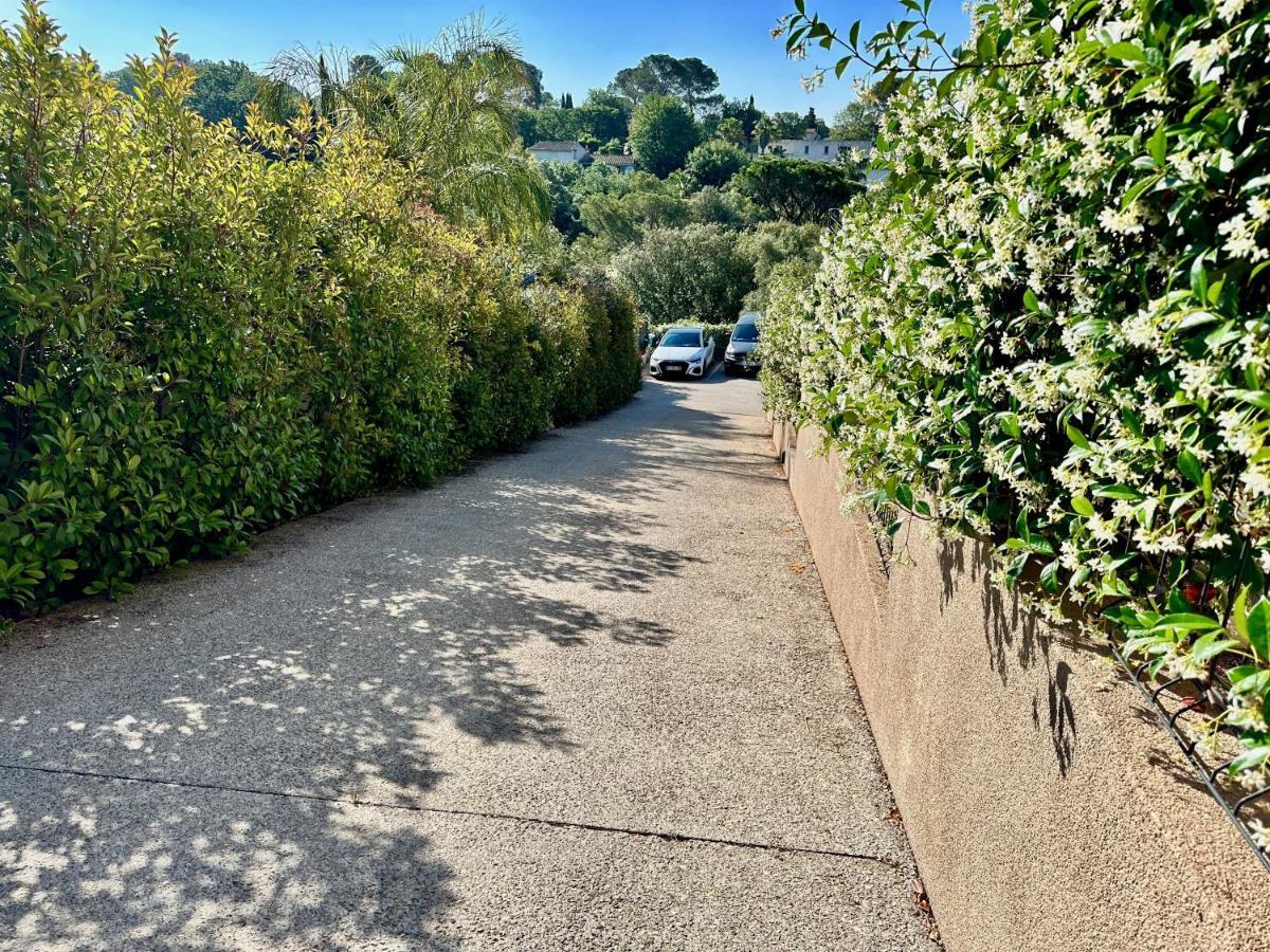 La Balma - 4 Appartements Avec Jardin En Maison Passive De Plain Pied A Frejus-Saint-Raphael エクステリア 写真