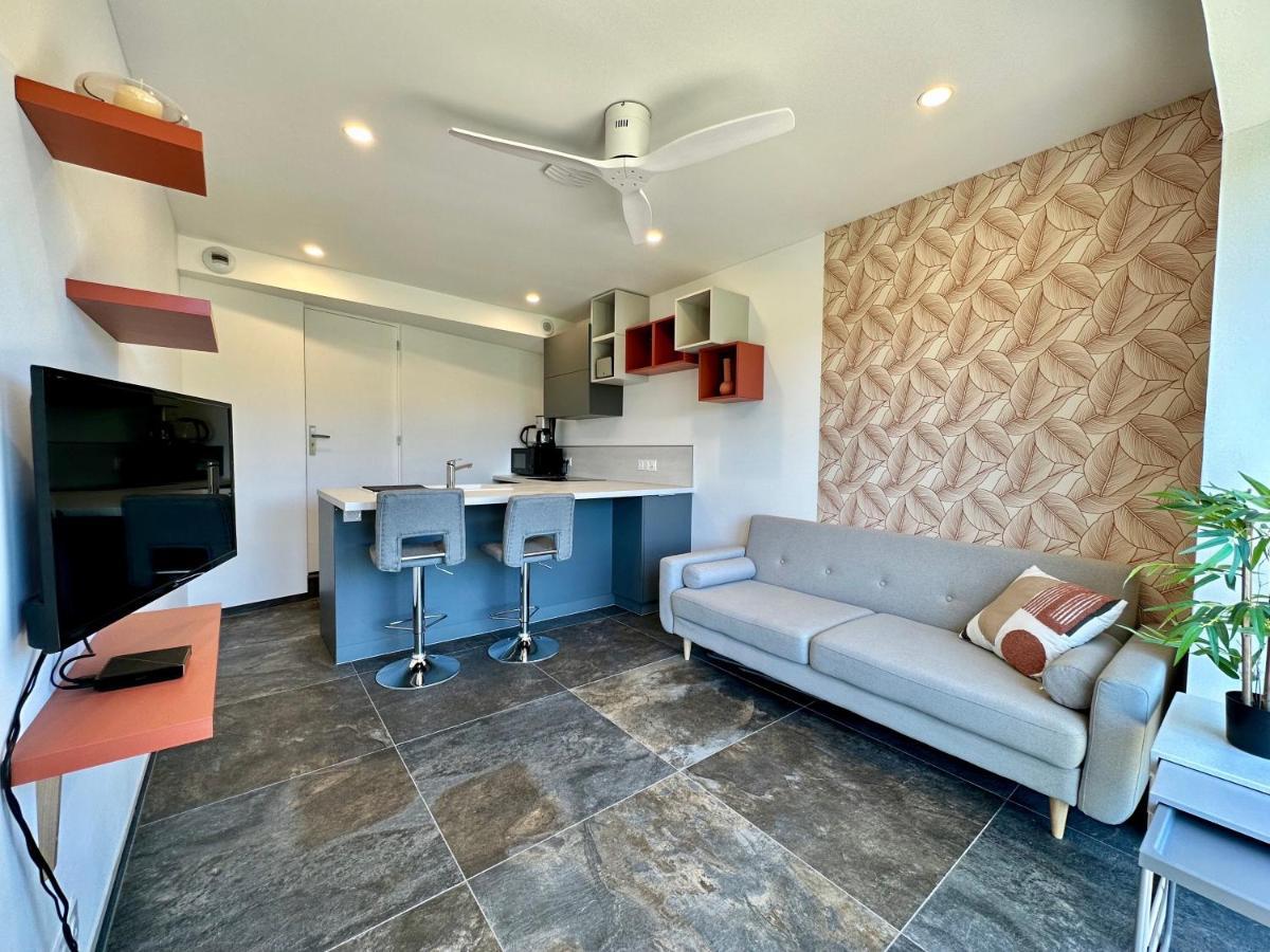 La Balma - 4 Appartements Avec Jardin En Maison Passive De Plain Pied A Frejus-Saint-Raphael エクステリア 写真