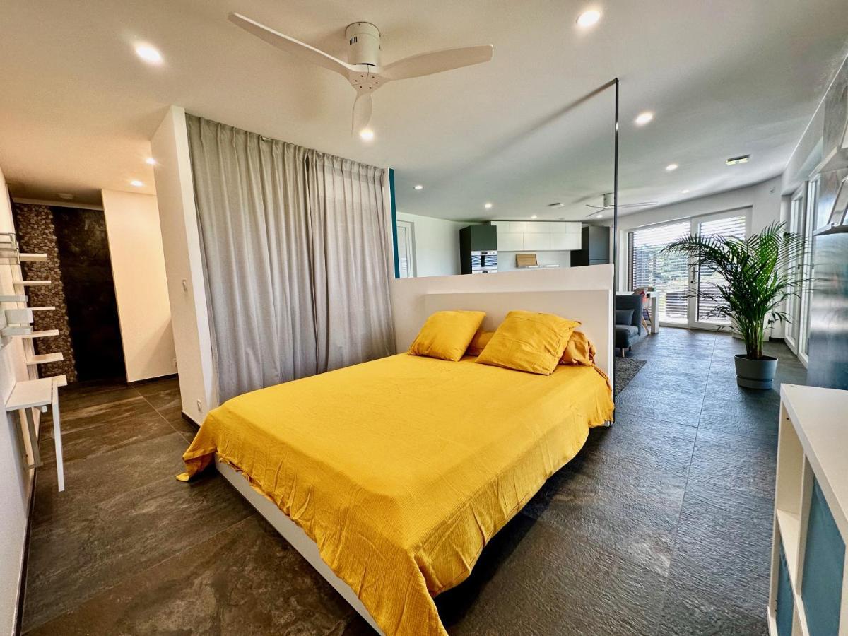 La Balma - 4 Appartements Avec Jardin En Maison Passive De Plain Pied A Frejus-Saint-Raphael エクステリア 写真